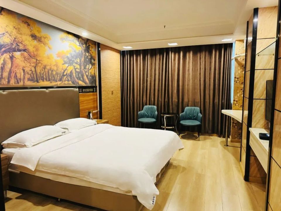 汐禾酒店04地址:新疆昌吉长宁路2号优惠政策:原价188元/标间.