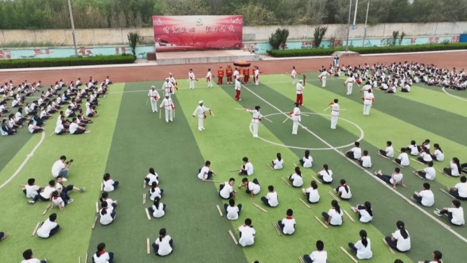 为了迎接今年的"文化和自然遗产日",茌平区山东政法希望小学邀请省级