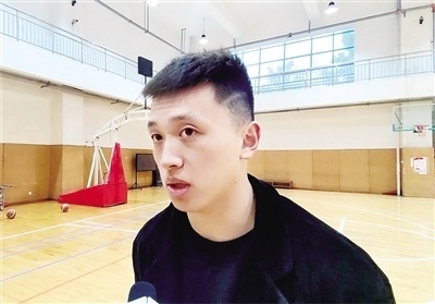 cba新科扣篮王杨浩回郑力争成为世界级扣将