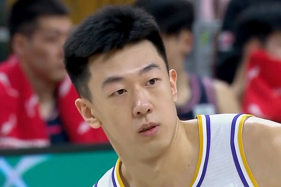 你觉得咱还有机会赢吗王少杰肯定有因为我们马上要回主场了