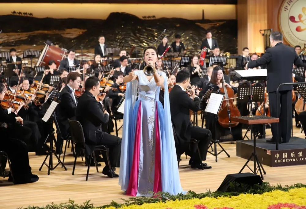 中国第一位唢呐博士刘雯雯:唢呐也能国际化和时尚化_腾讯新闻