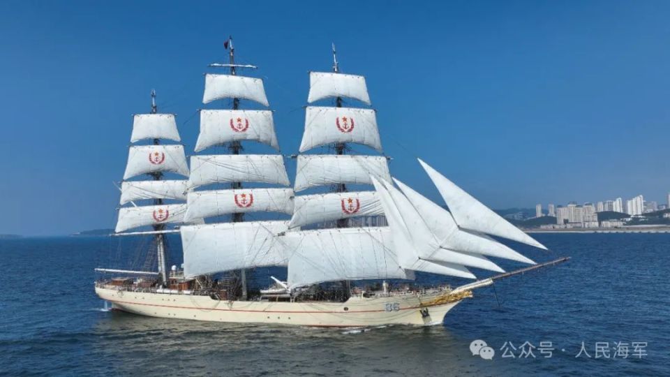“预”睹为快 | 人民海军首艘风帆训练舰“破浪舰”系列科普视频即将与您见面_腾讯新闻