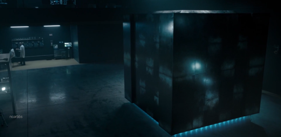 一个加大版的薛定谔的黑盒子.