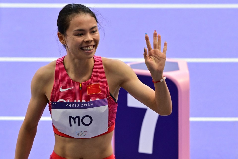 女子400米栏半决赛:莫家蝶跑出55秒63,位列小组第9未能晋级