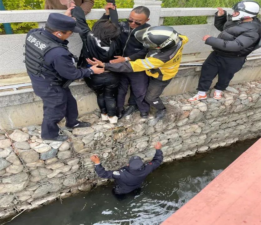 仅5分钟!民辅警奋不顾身跳河救人