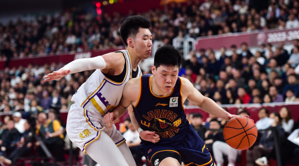 被广厦锋线打爆！三分8中2仅11分 张宁短板影响进国家队_腾讯新闻