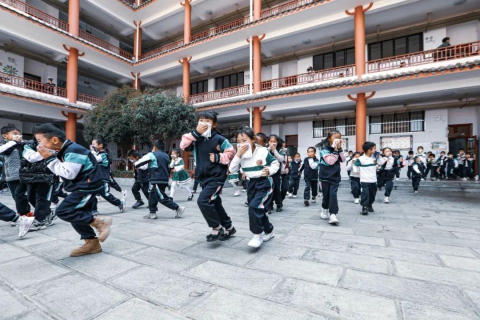 楚雄实验小学古镇校区图片