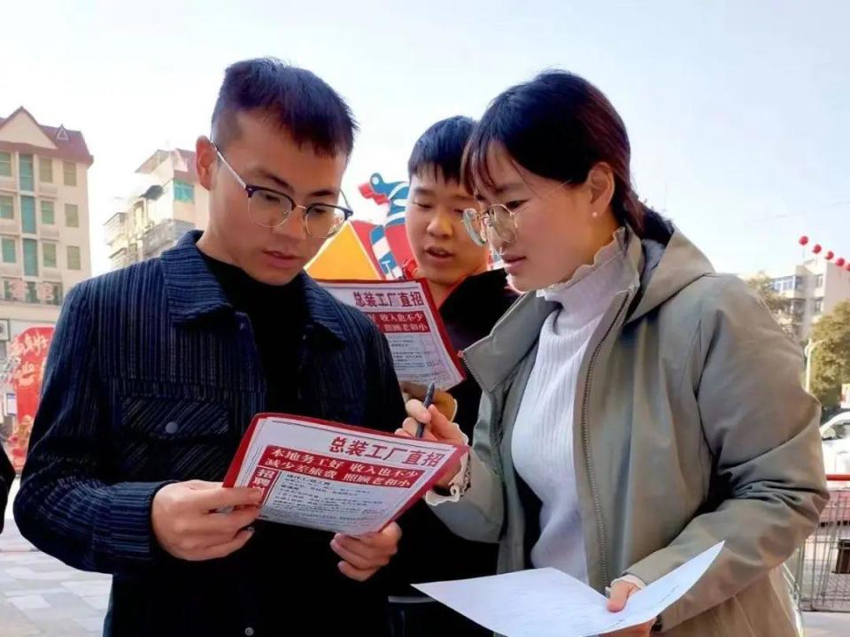 缺人！缺人！突然爆火！月薪可达1万元，就在抚州高新区……_腾讯新闻