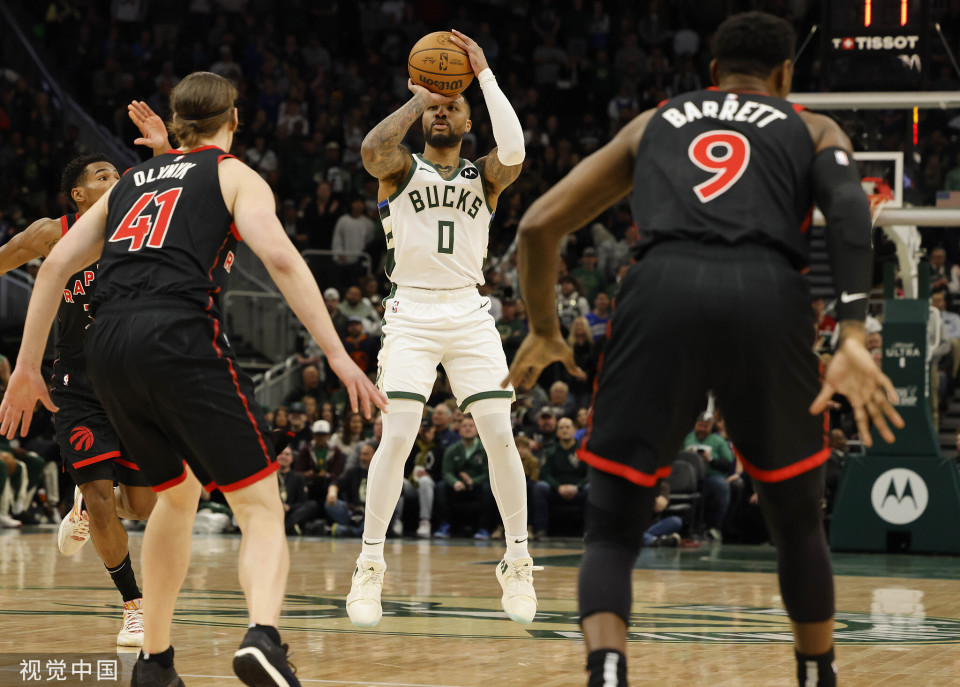 雄鹿爆冷惜败无缘锁季后赛猛龙结束15连败利拉德复出36分6犯