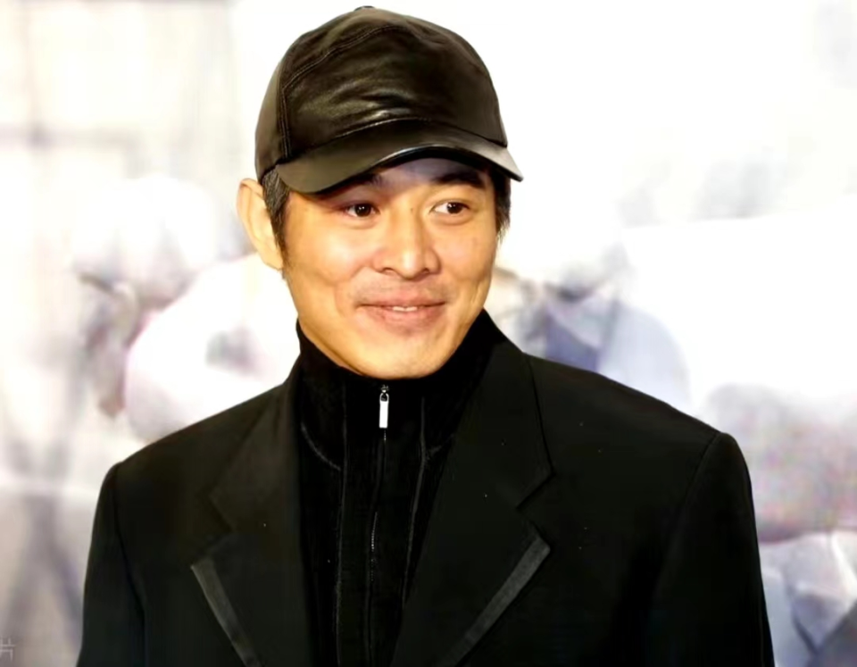 57岁周海媚被曝离世与李连杰被去世大相径庭杨丞琳受益良多