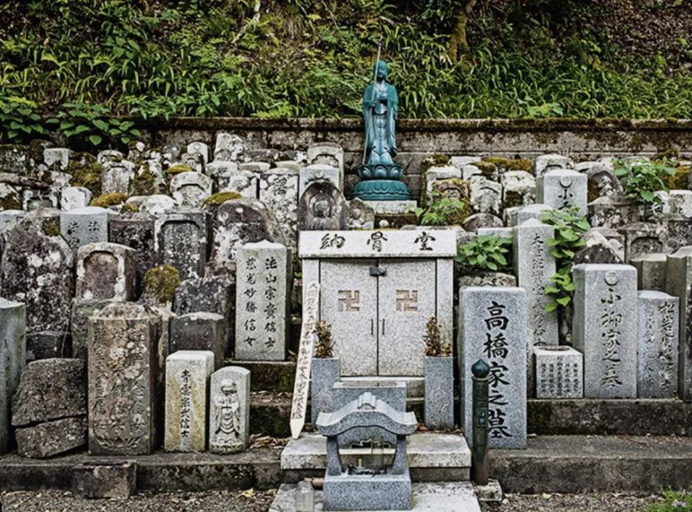 共享坟墓,日本人的"新操作"_腾讯新闻
