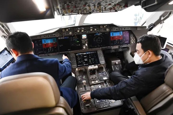 c919驾驶舱.中新社记者 张浪 摄4研发制造c919有多难?