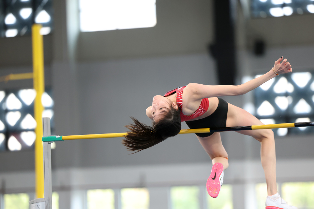 田径全国室内田径大奖赛南京站陆佳雯获女子跳高冠军