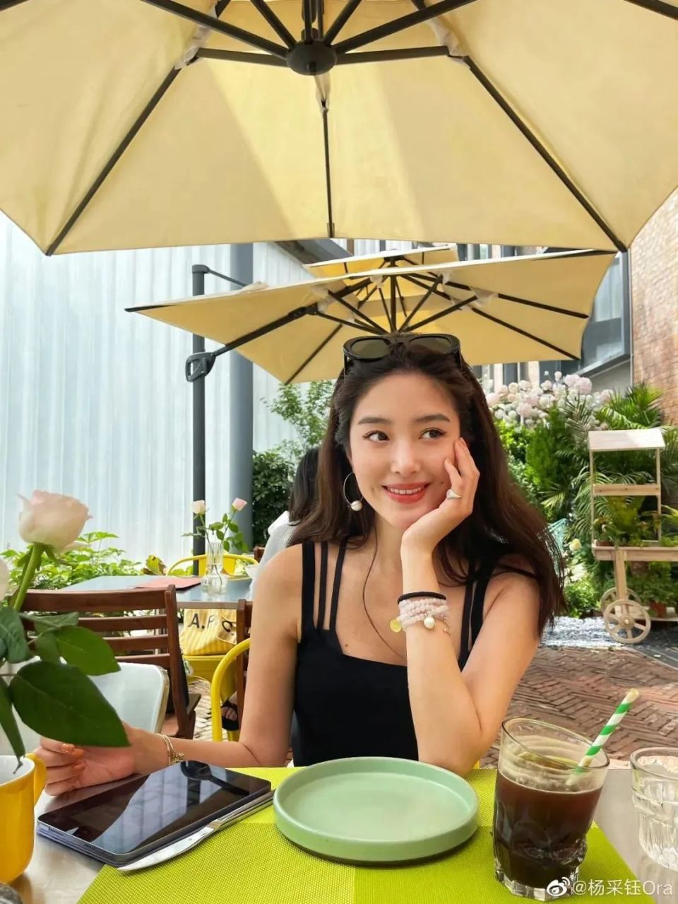 初夏的千金法式风,就看钟楚曦,杨采钰