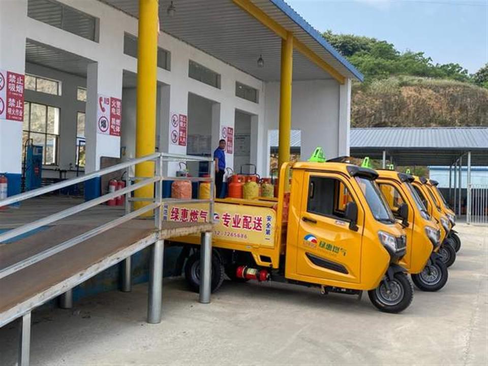 "小黄车"投入使用燃气企业送气上门一次,入户安检一次