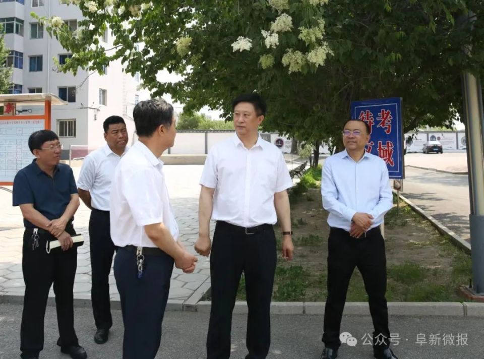 胡涛率队到阜新蒙古族自治县检查高考准备工作