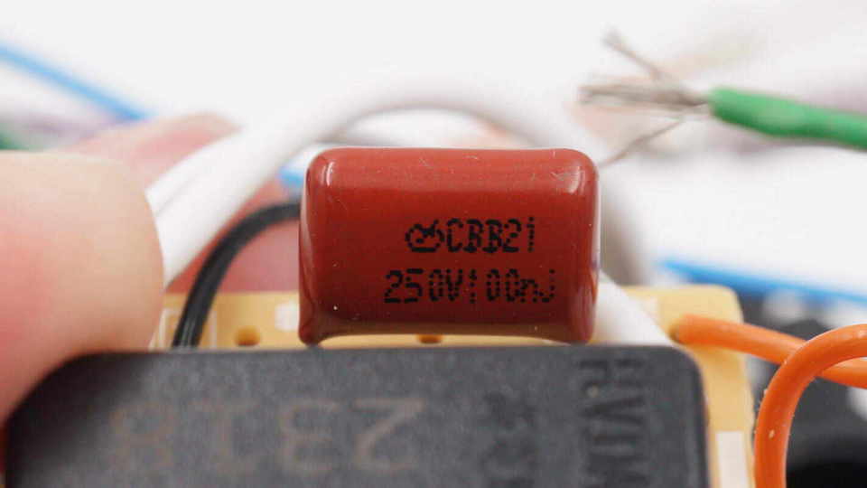 松下电器电吹风好不好用?拆解一款看看设计做工