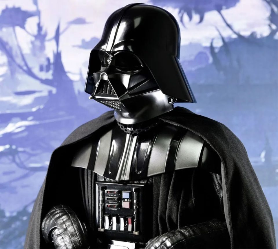 李想终于发声:无论多么难,都不能变成【达斯·维达】_腾讯新闻