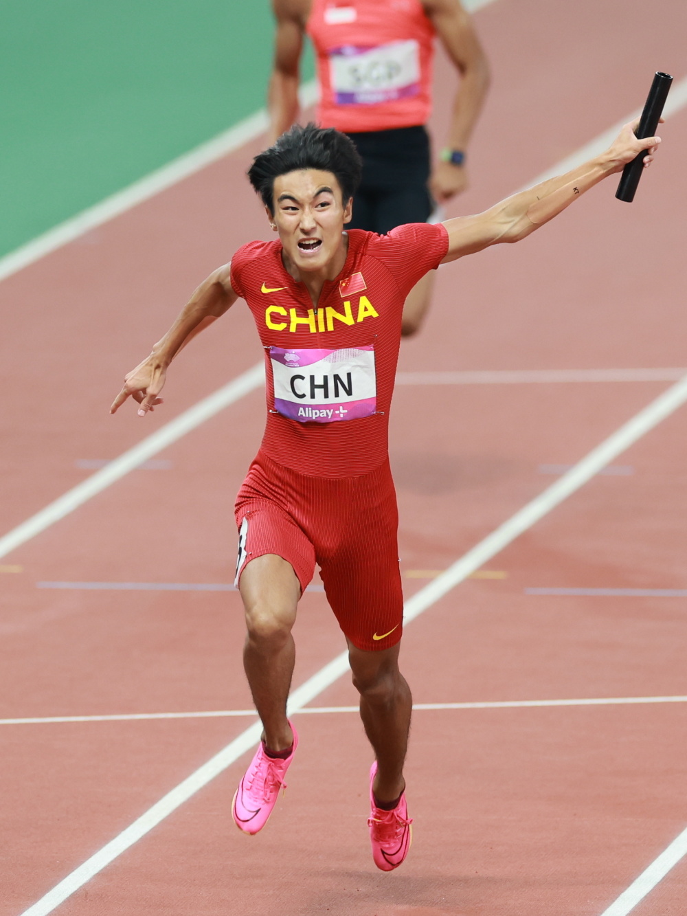 吉林短跑小将陈佳鹏在亚运会摘金_腾讯新闻