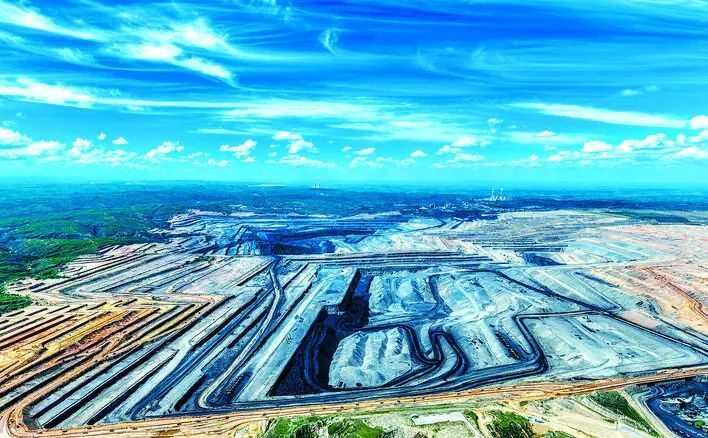 国能准能集团让露天煤矿以"数"增安提效