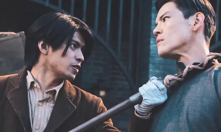 向佐的《门前宝地》还在热映，票房接近180万，打破4项纪录_腾讯新闻