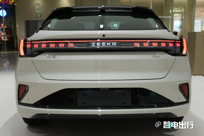 极氪官宣：2025款001售25.9万起！增新入门版+智驾升级_腾讯新闻