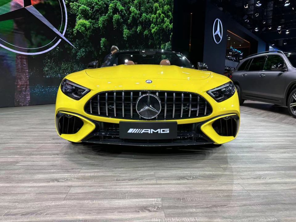 98万元,4.0t大v8,奔驰amg sl63敞篷跑车上市