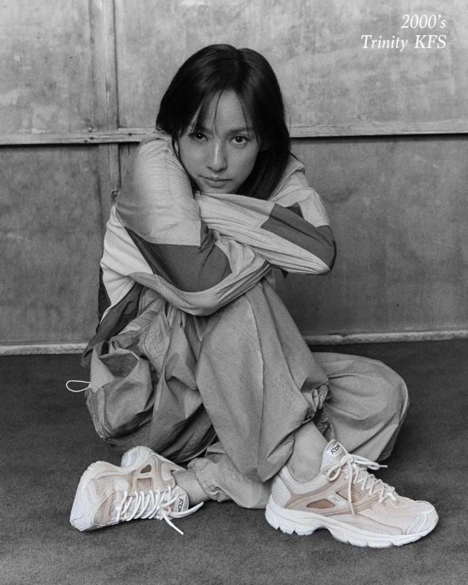 李孝利演绎 reebok 复古大片!