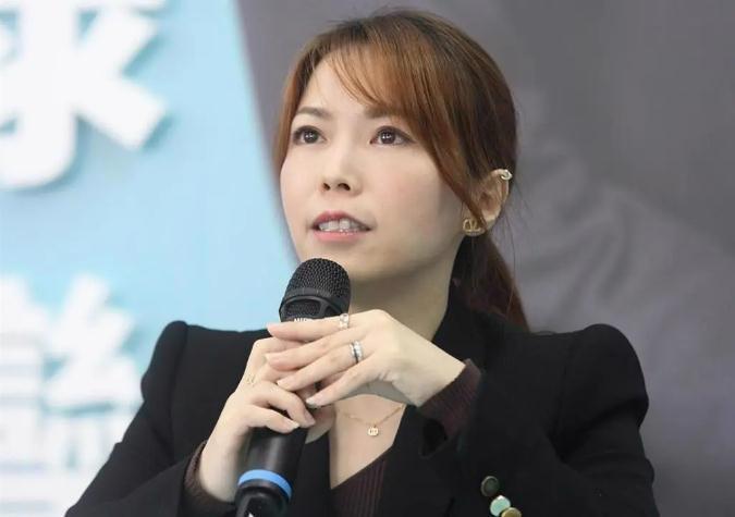 台湾民众党开始分裂台媒体人点出陈智菡举动的诡谲之处