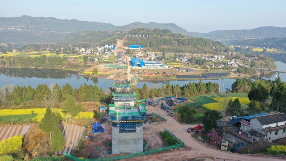 四川:今年全力推进引大济岷开工建设 确保水利投资超800亿元