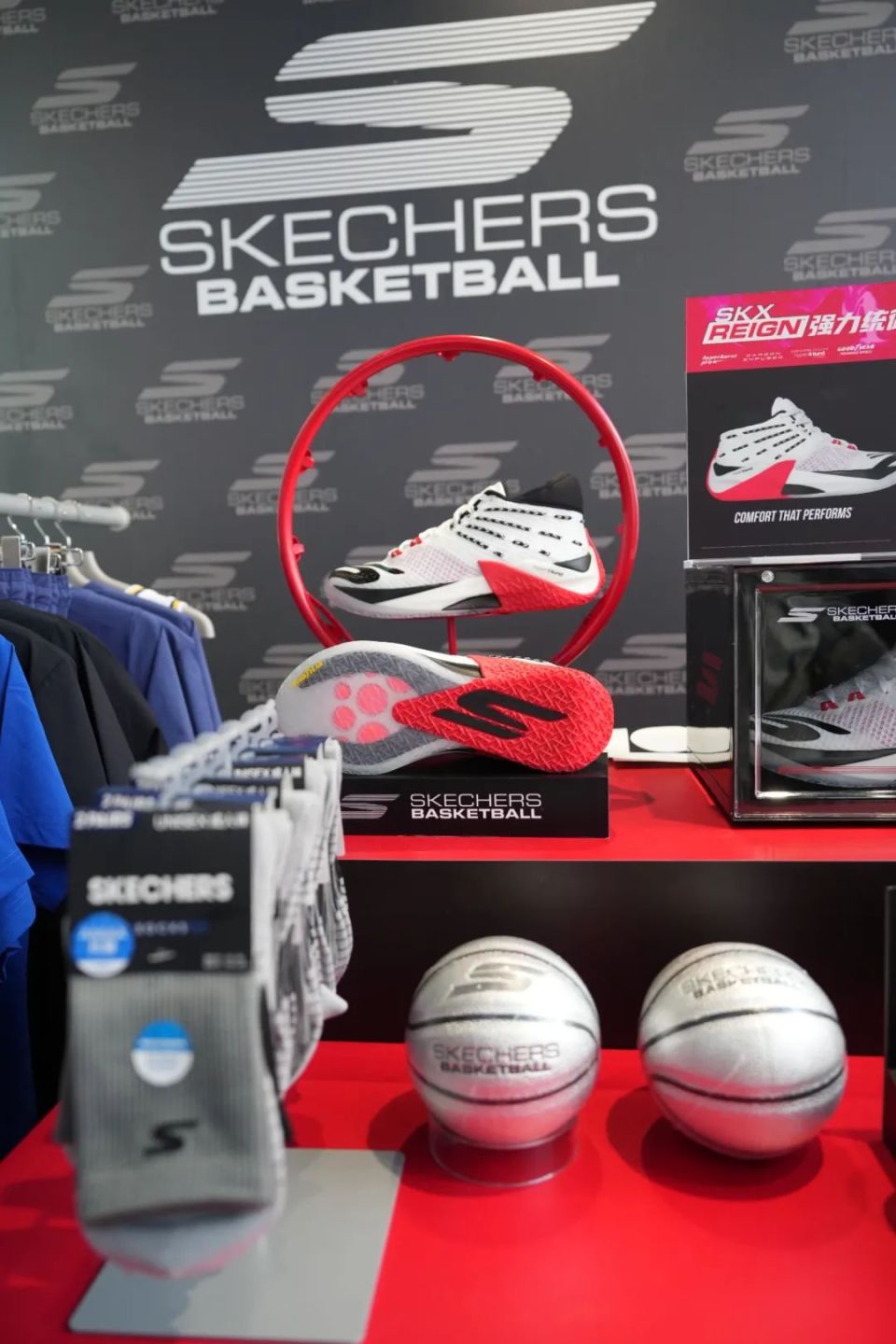 又一运动品牌深耕篮球产品？中国行带来三款鞋涵盖全位置！-腾讯新闻