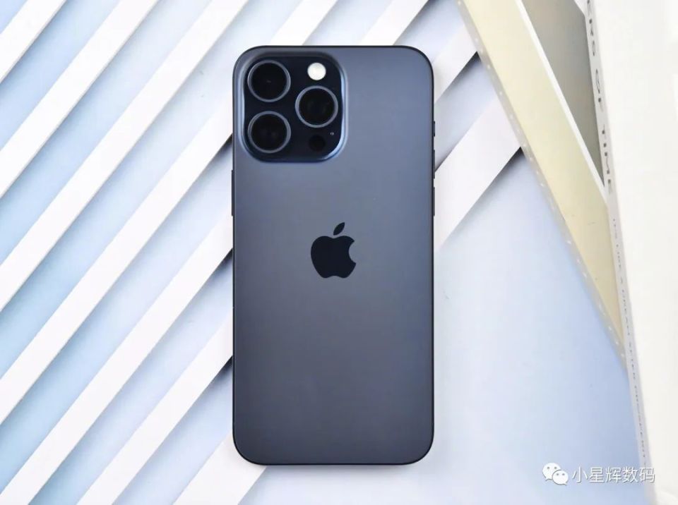 库克又妥协了iphone15pro一跌再跌256gb降幅突破1100元