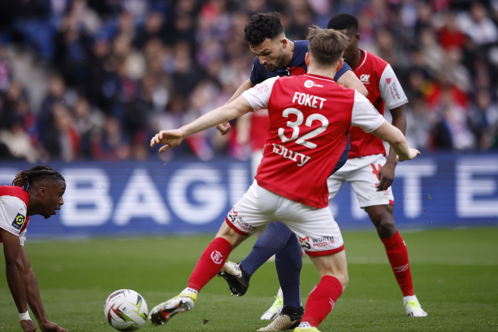 足球——法甲联赛:巴黎圣日耳曼战平兰斯_腾讯新闻