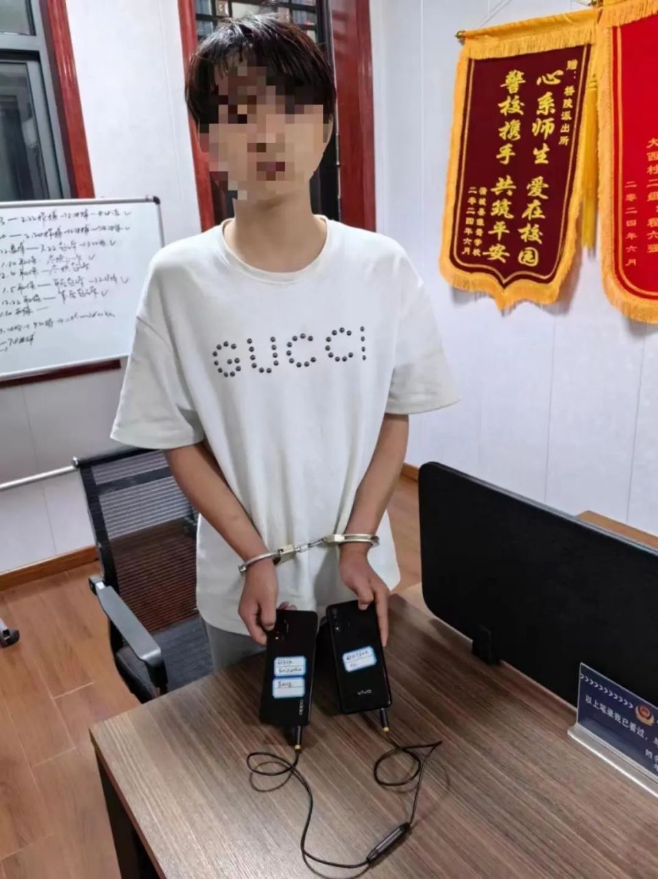 为国外电诈"搭桥"骗同胞10万多,自己获利4千,被蒲城警方抓获