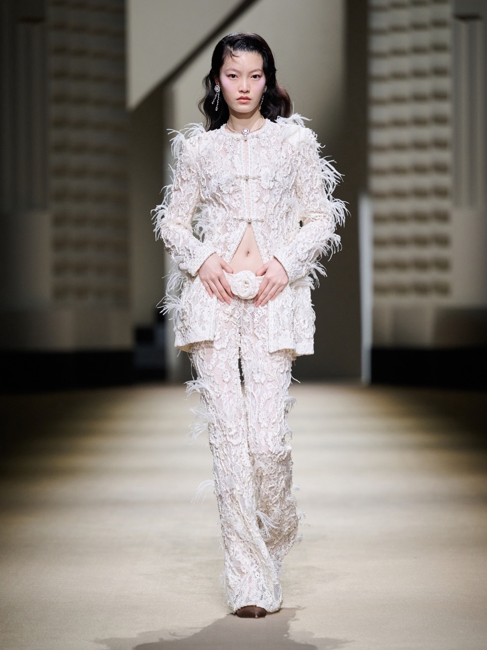 米奇站台,新一季序幕开启|2024秋冬上海时装周