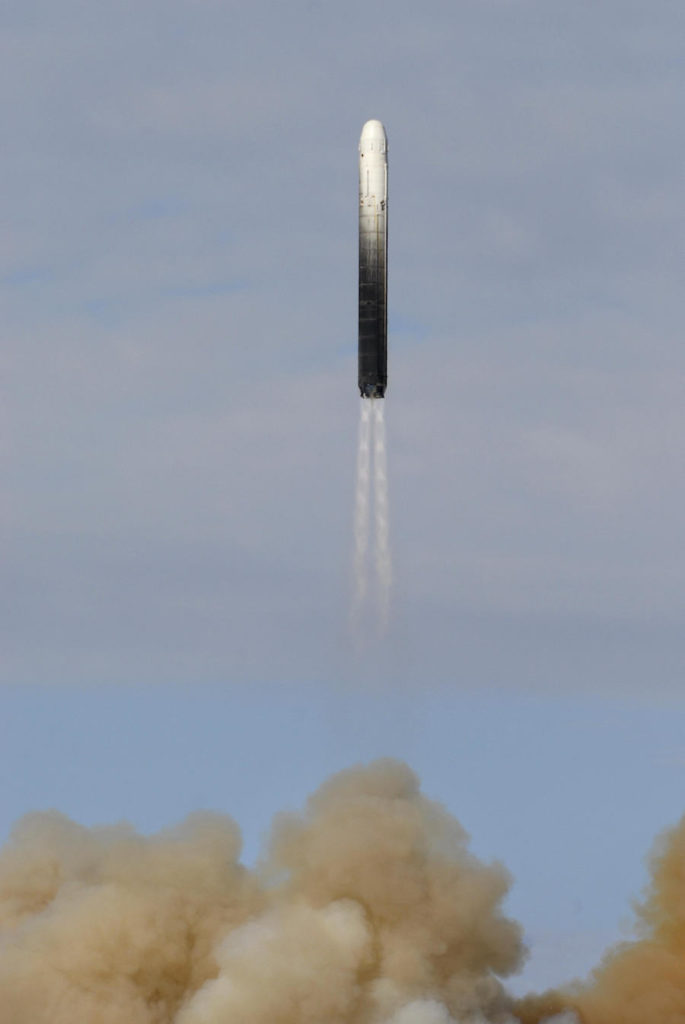 当苏联部署了令人恐惧的新型ss-19核导弹(这款导弹可携带多枚独立瞄准