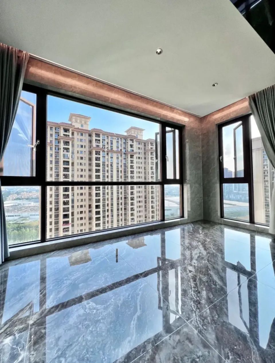 把阳台断桥铝窗换回系统窗户后,心里话不吐不快,真的太明智了