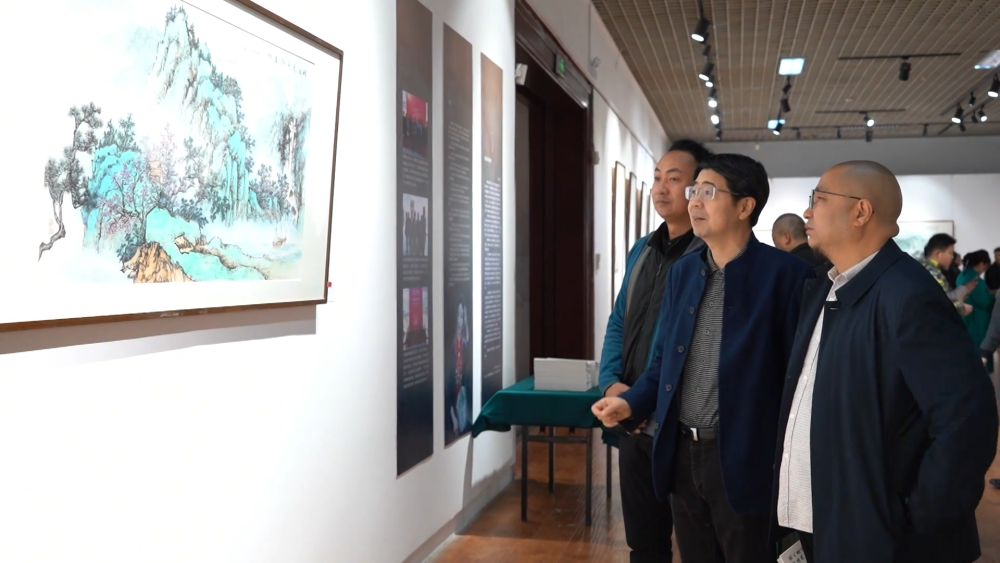 散入春风满洛城——李蝉羽山水画展开幕_腾讯新闻