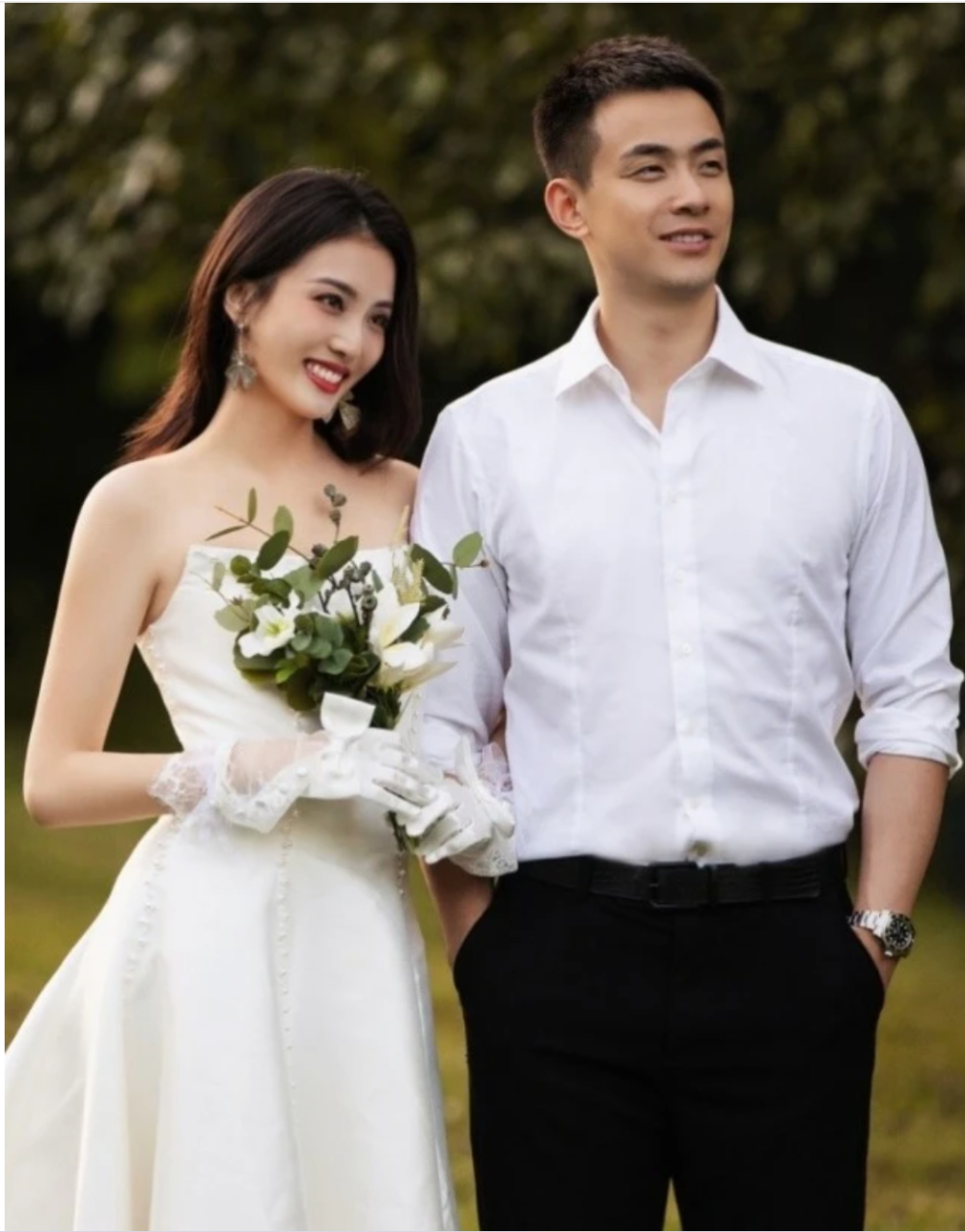 "王君瑞下床看看赵继伟忙得如何了,看到他正在往饭桌上端菜