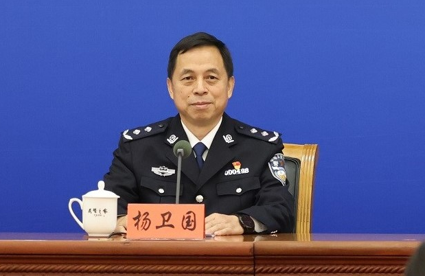 湖南省公安厅刑侦总队副总队长杨卫国向记者介绍了湖南警方打掉一开设