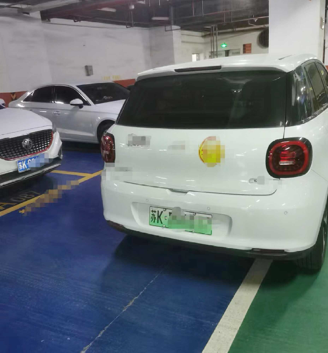 车被挡道,查不到绿牌车主信息咋办?_腾讯新闻