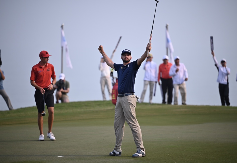 高尔夫亚巡澳门站收杆,33岁美国选手2次加洞夺冠