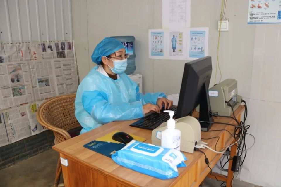 【大理州好医生·好故事】——张凌波 李靖_腾讯新闻