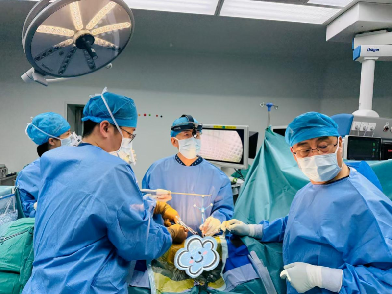 11岁脊柱侧弯女孩术后竟长高5厘米！这是什么神奇手术？