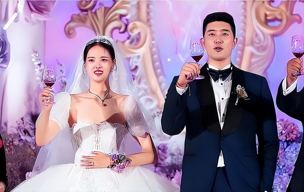 郎平27岁爱徒退役,丈夫承认正抓紧造娃_腾讯新闻