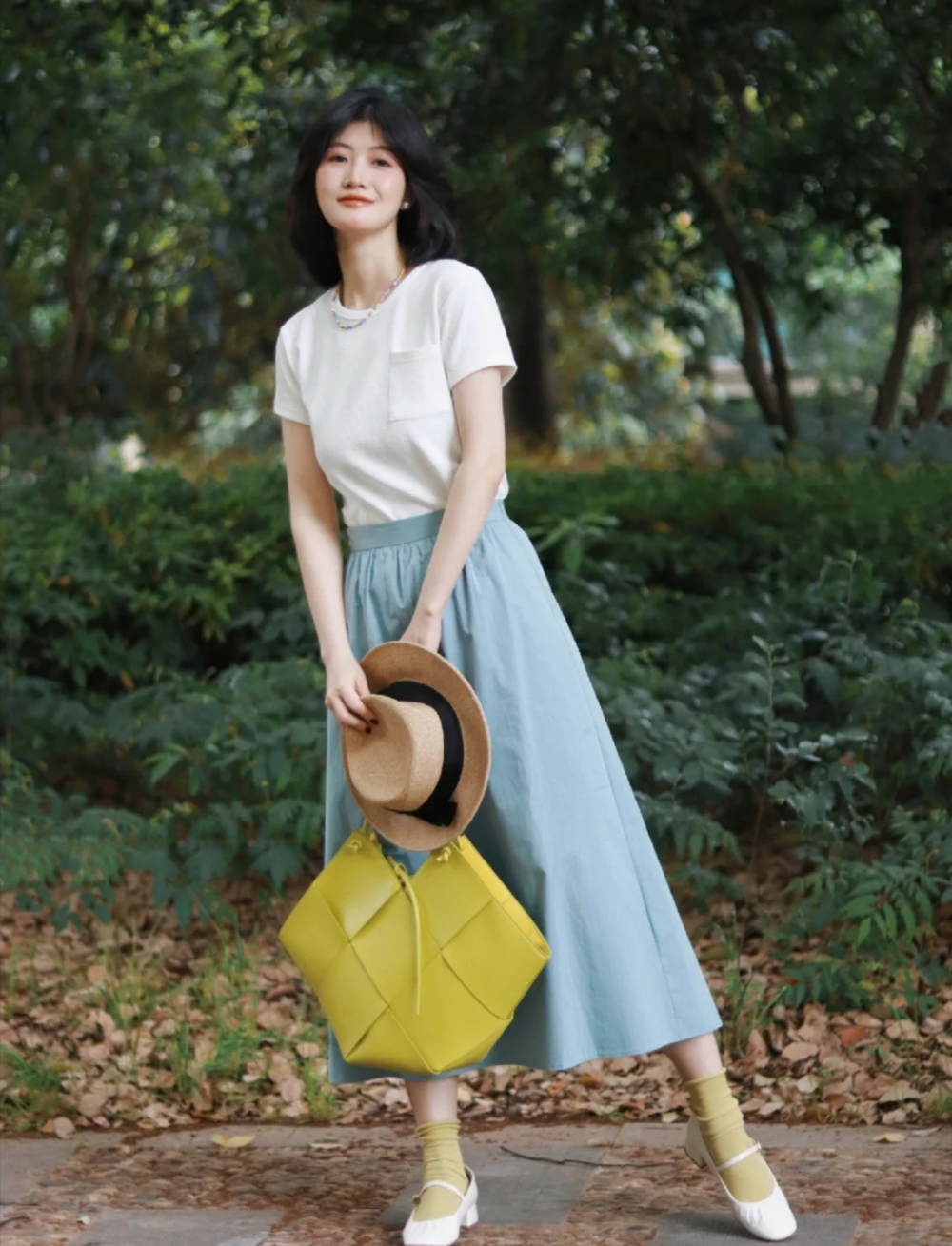 气质美女都爱这么穿,终极秘诀幸亏我有