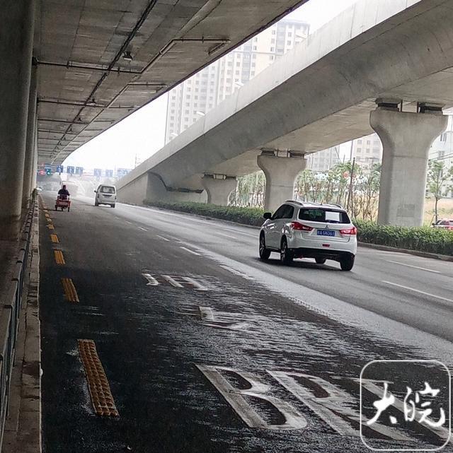 合肥13条公交专用道全天对社会车辆开放,多地已缩短限行时间