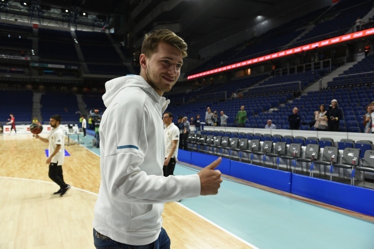 东契奇恭喜老东家皇马获得欧冠冠军:加油 马德里 永无止境