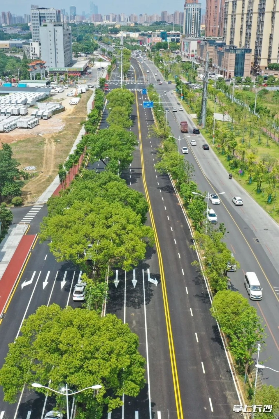 长沙马路图片