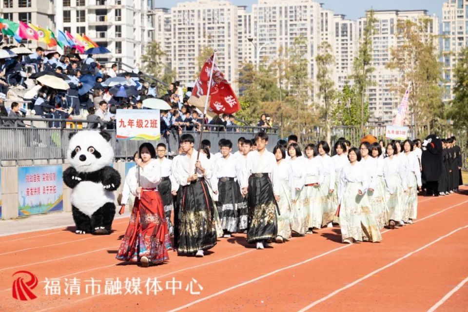 福清玉融中学校服女生图片